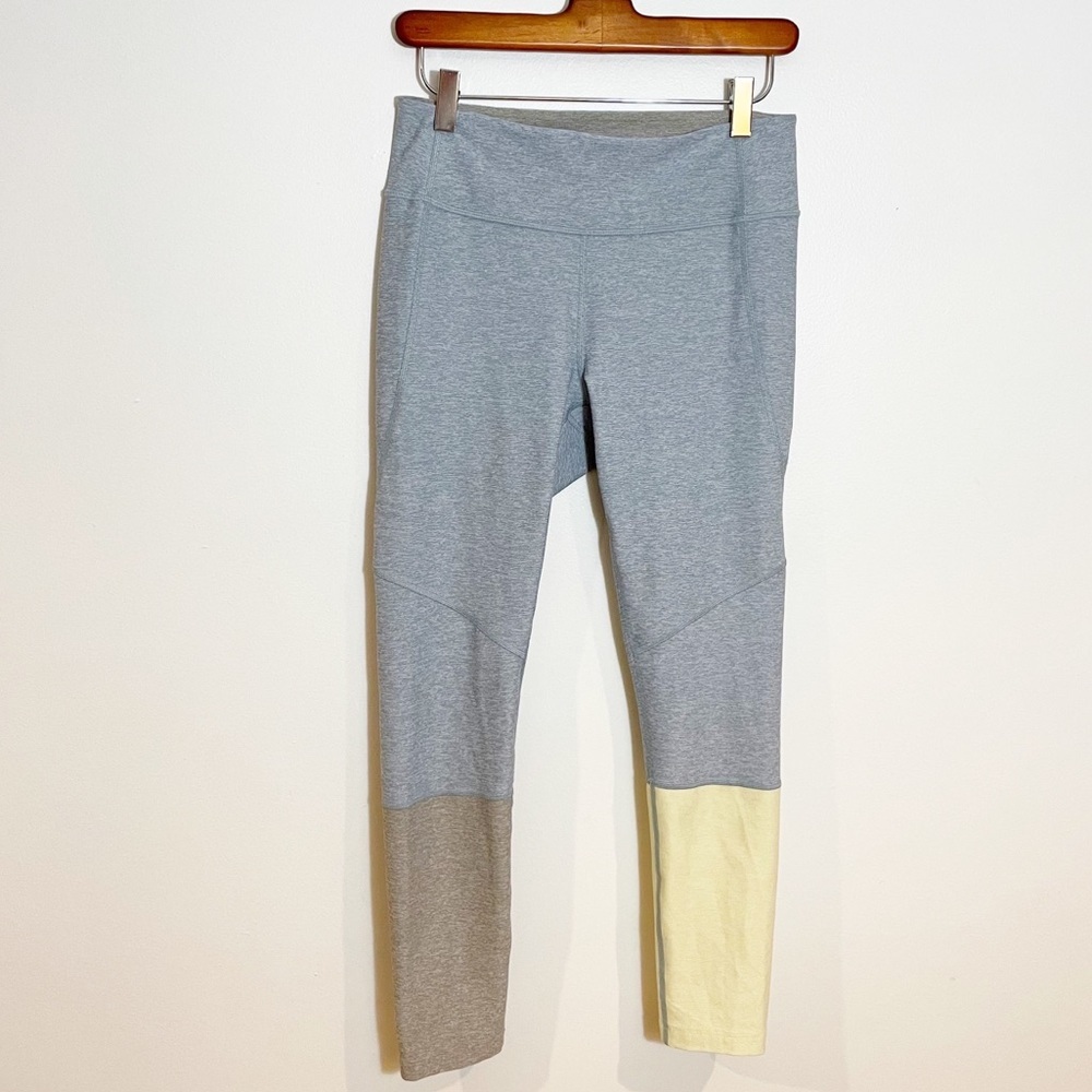 Outdoor Voices Yellow 7/8 Dipped Warm Up Leggings Medium Blue Gray - Picture 2 of 7